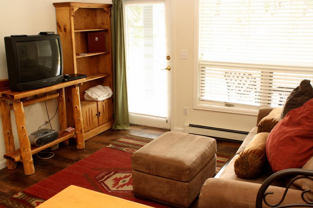 Pinecreek #I - 1 Bedroom - Close To Town - Shuttle To Slopes - Pool And Hot Tub Access Брекенридж Экстерьер фото